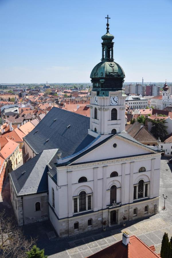 Hotel Domus Collis Дьёр Экстерьер фото