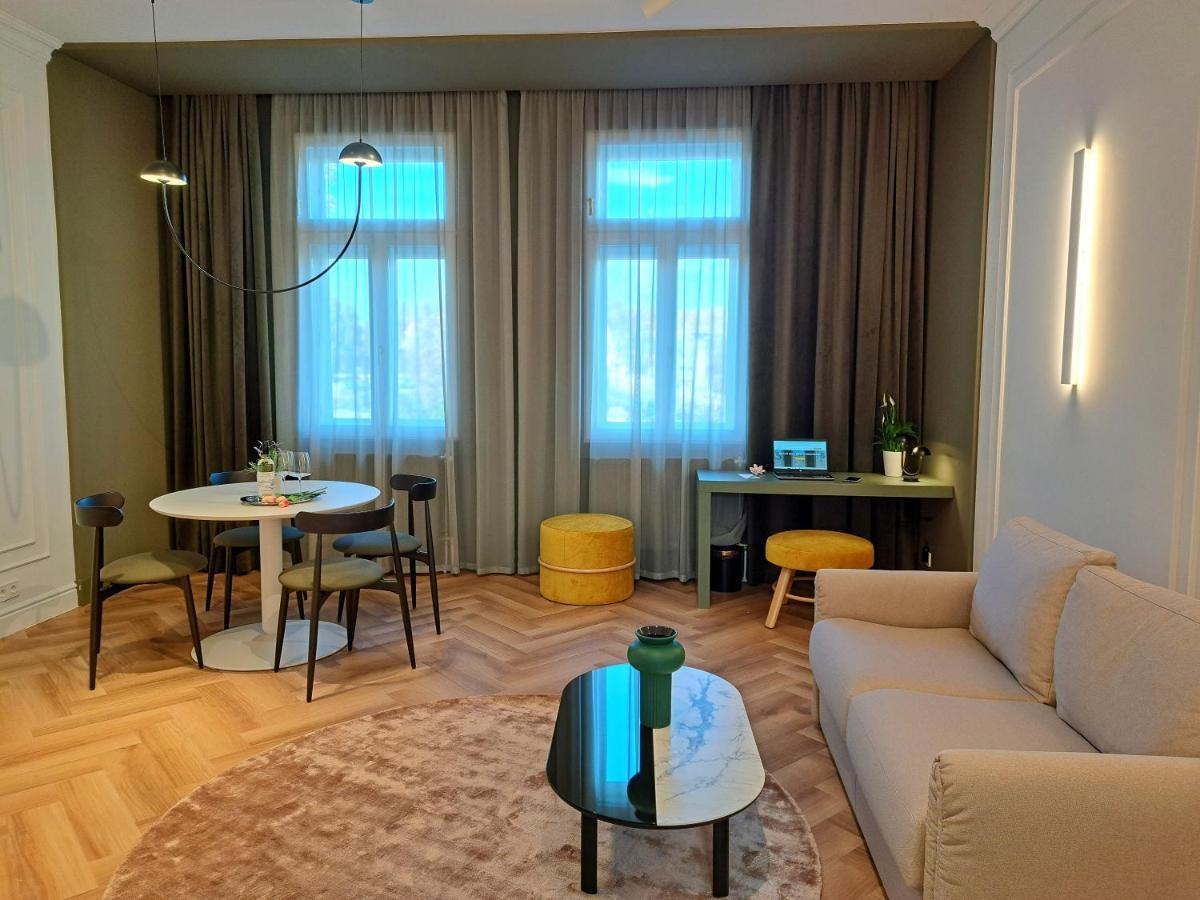 Hotel Domus Collis Дьёр Экстерьер фото