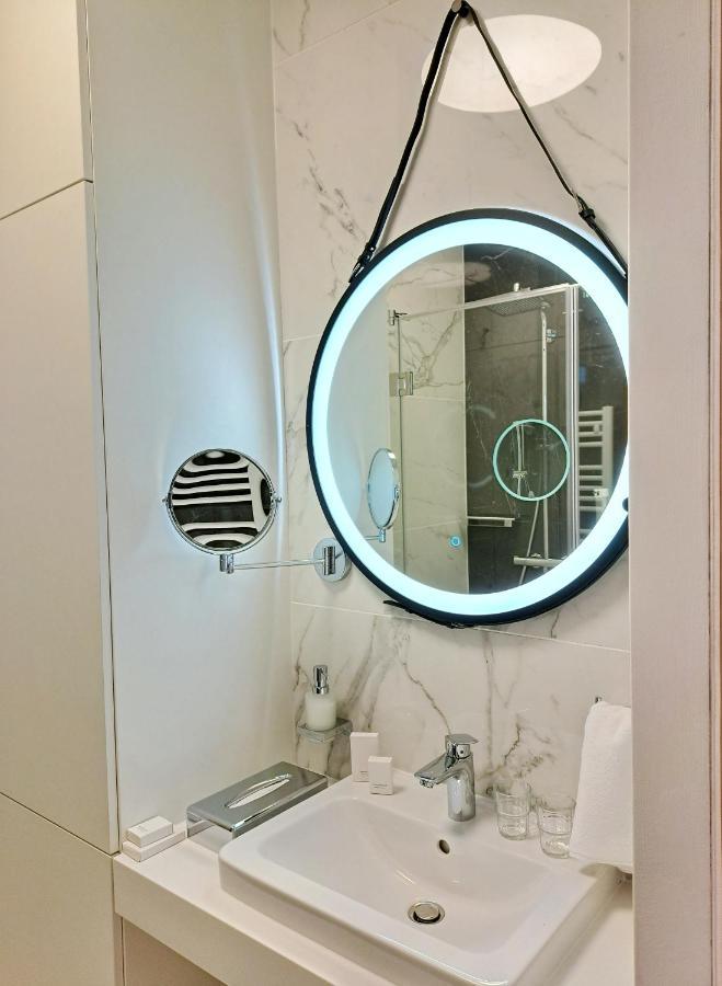 Hotel Domus Collis Дьёр Экстерьер фото