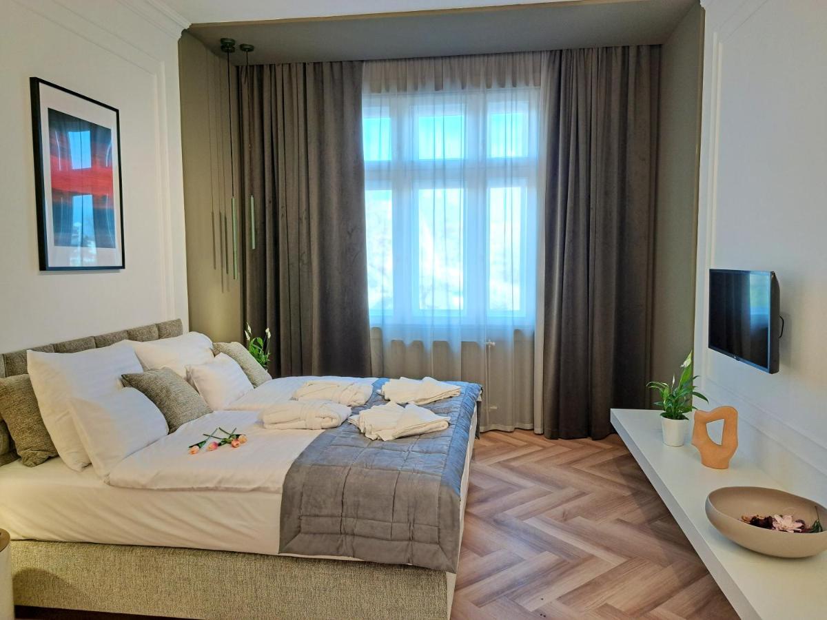 Hotel Domus Collis Дьёр Экстерьер фото