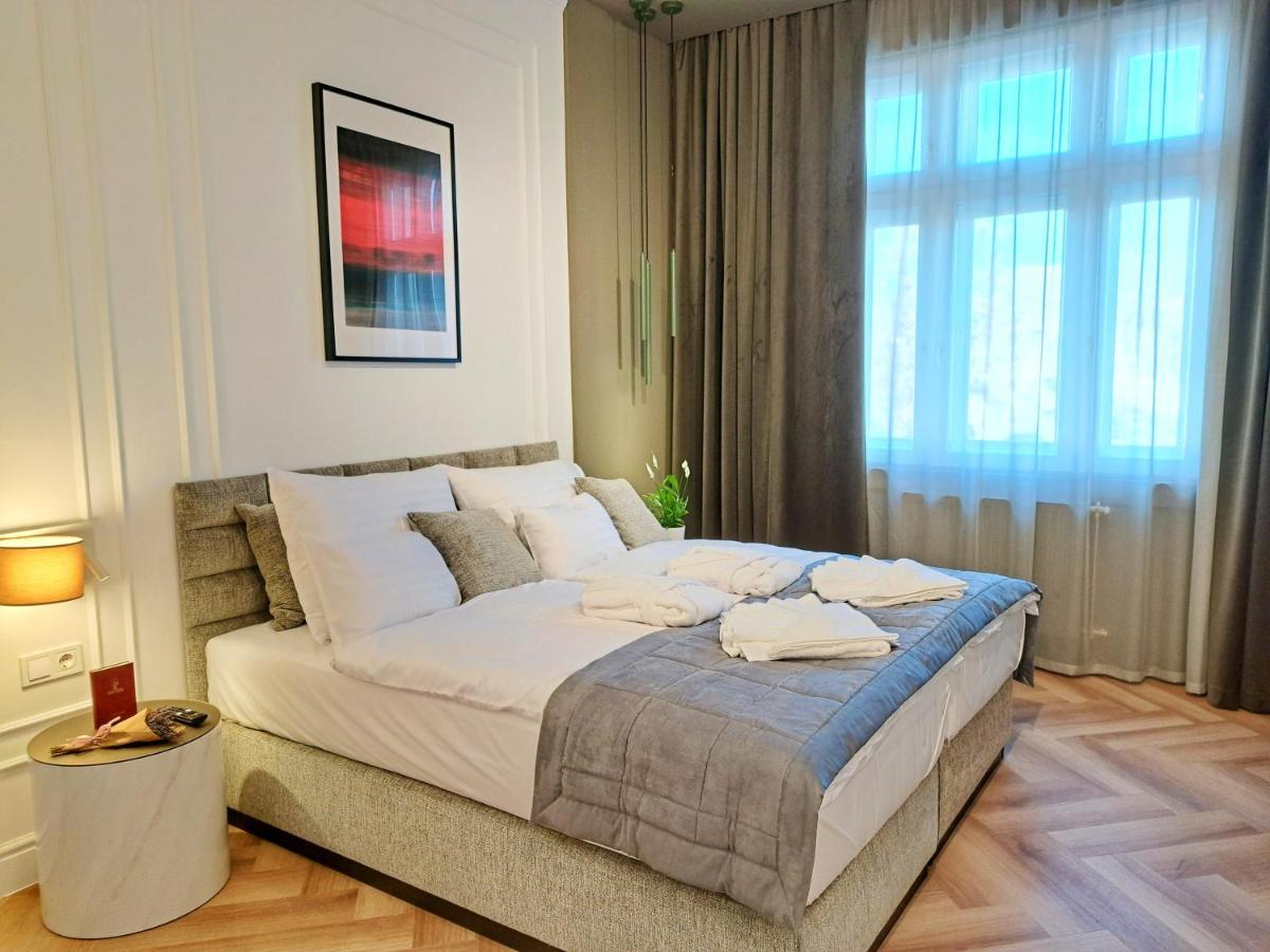 Hotel Domus Collis Дьёр Экстерьер фото